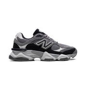9060 "Black / Castlerock"