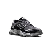 9060 "Black / Castlerock"
