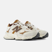 9060 "Breakfast Tea Angora"